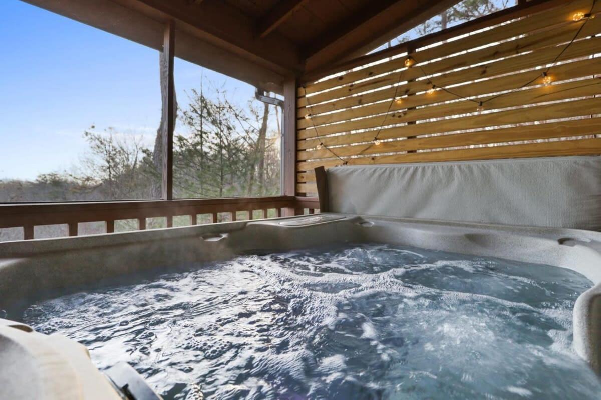 Mountain Views Hot Tub Firepit Close To Town بلو ريدج المظهر الخارجي الصورة