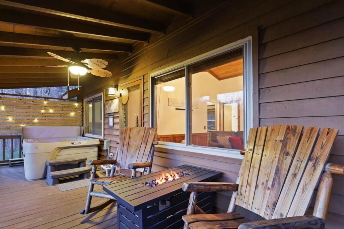Mountain Views Hot Tub Firepit Close To Town بلو ريدج المظهر الخارجي الصورة